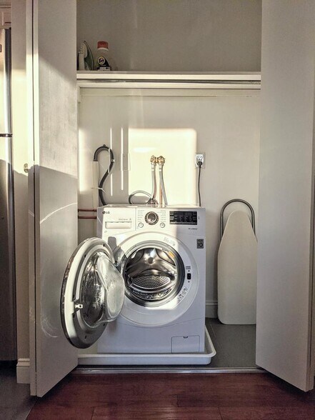 Building Photo - 27 Bowdoin St