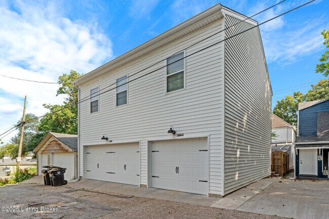 Building Photo - 1742 Frankfort Ave