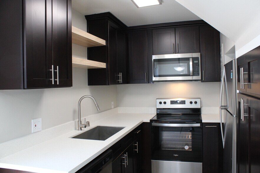 Primary Photo - Oxnard Terrace