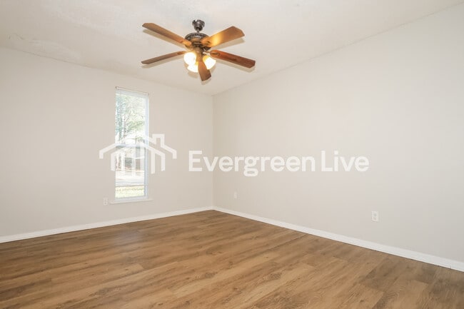 Building Photo - 3823 Barberry St