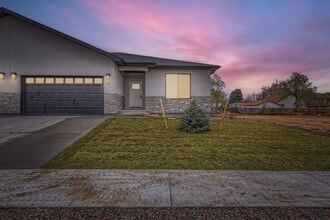 Building Photo - **First Month Rent Is Free** New Construct...