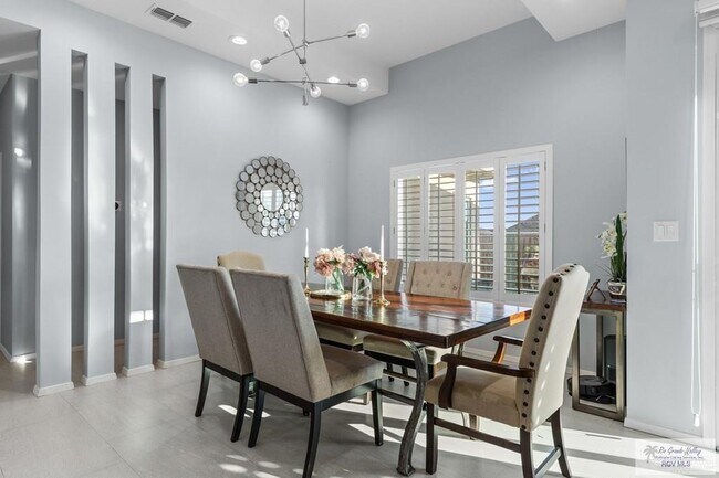 Building Photo - 32 Stone Oak Dr
