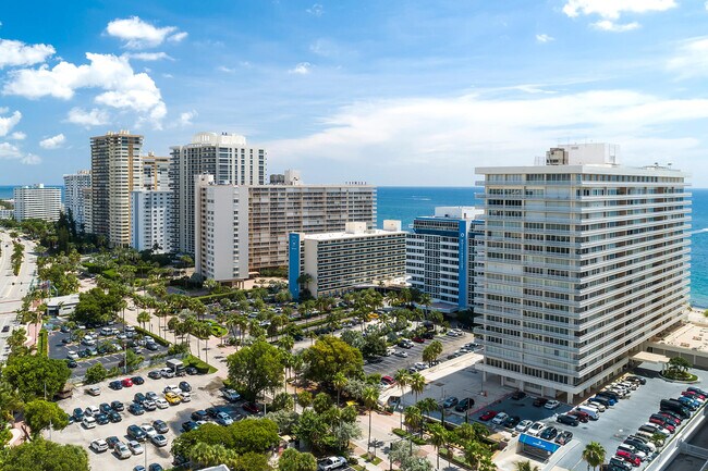 Building Photo - 4020 Galt Ocean Dr