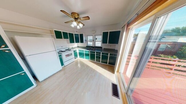 Building Photo - 311 N 12th St