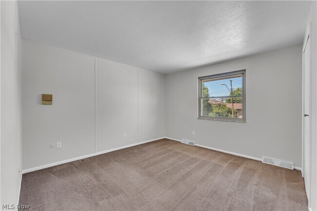 Building Photo - 13575 Starlite Dr