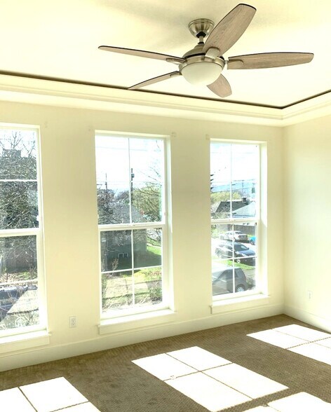 Building Photo - 1377 N Humboldt St