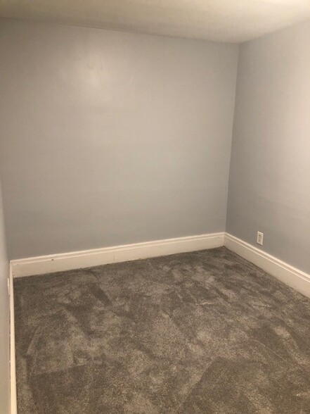 2nd Bedroom/Office 1 - 213 N Brainard St