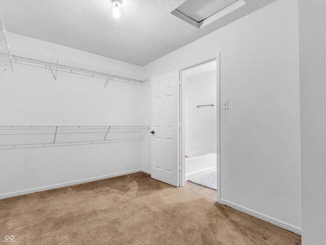 Building Photo - 8813 Browns Valley Ln