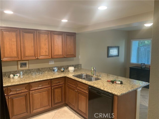 Building Photo - 3728 Live Oak Dr
