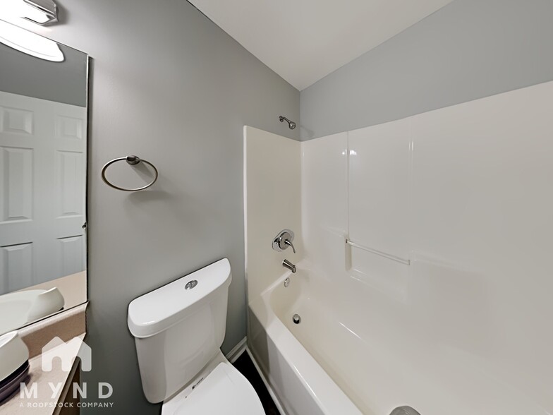 Building Photo - 189 Peach Forest Pl