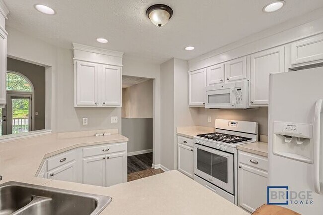 Building Photo - 281 Cedars Glen Cir