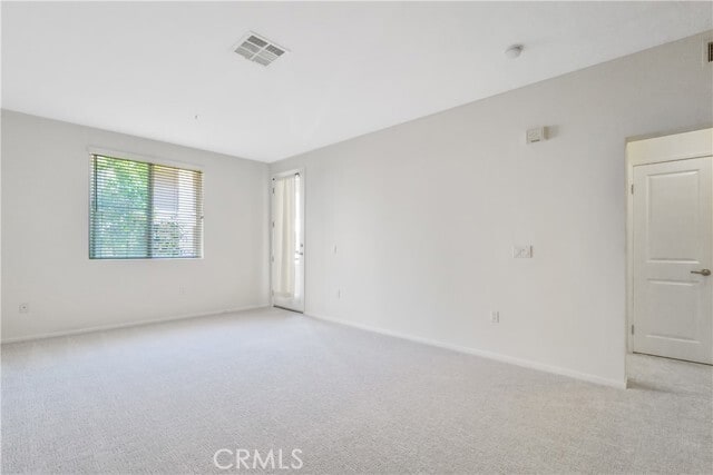 Building Photo - 1329 Scholarship