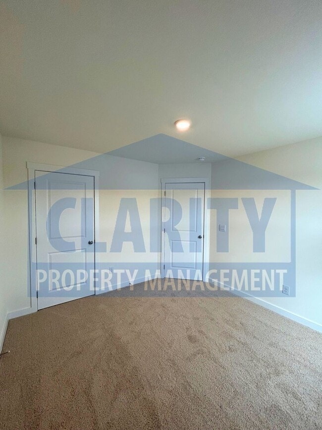 Building Photo - Newly built three bedroom townhome!