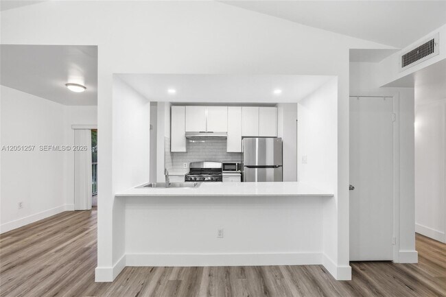 Building Photo - 15330 SW 106th Terrace
