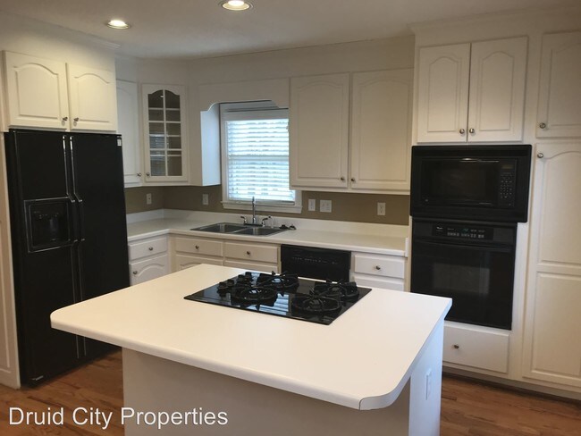 Building Photo - 3905 28th St