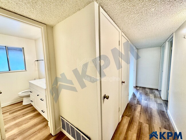 Building Photo - 8446 N El Dorado St