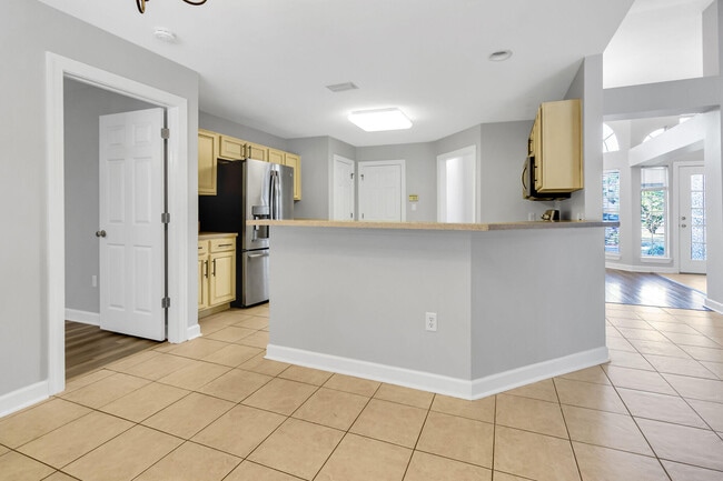 Building Photo - 4429 Southminster Cir