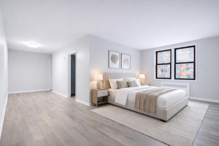 Building Photo - 525-527 Riverdale Avenue