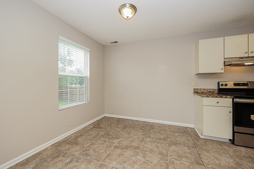 Building Photo - 1936 Turnberry Ct