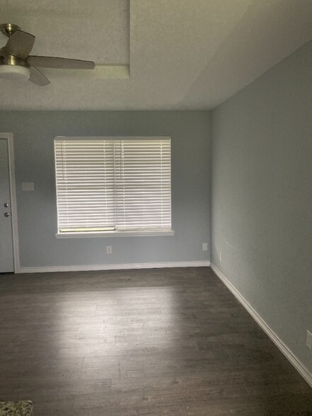 Building Photo - 1805 Norma Ln