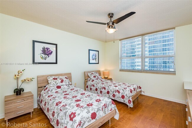 Building Photo - 2080 S Ocean Dr