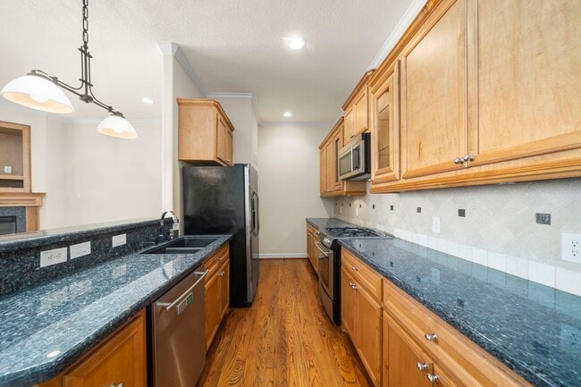 Building Photo - 5329 Egbert St