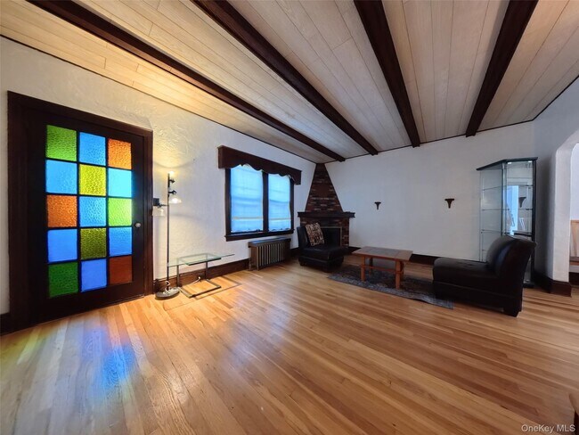 Building Photo - 398 Bauer Pl