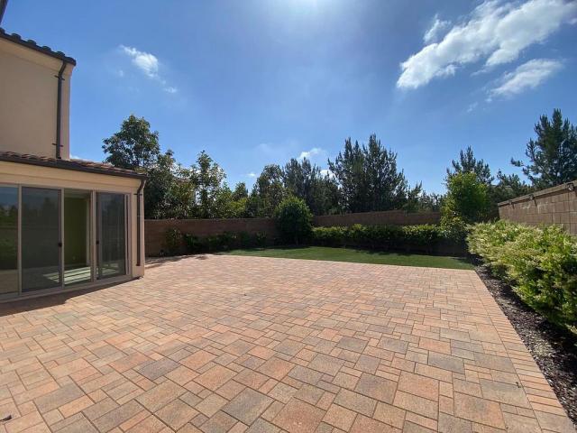 Building Photo - 3 bedroom in Irvine CA 92620
