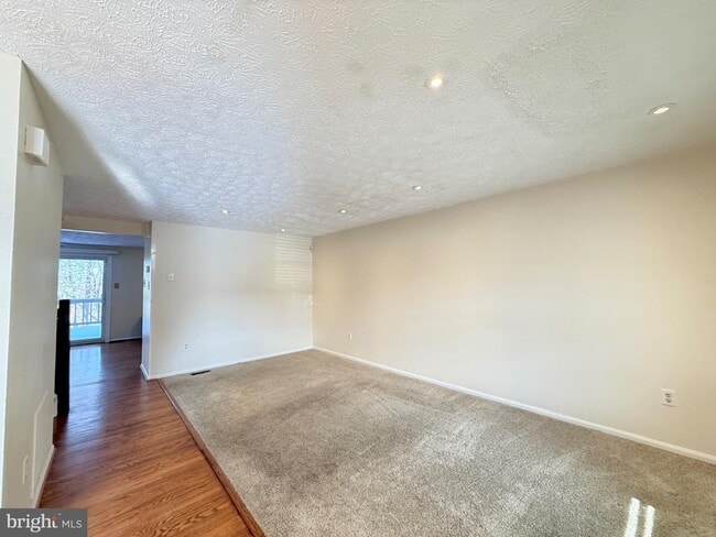 Building Photo - 8152 Mandan Terrace