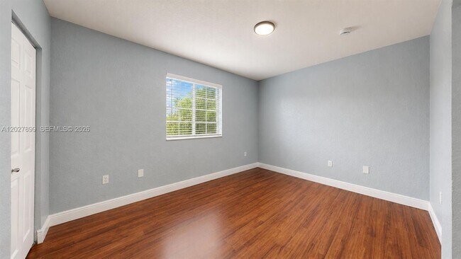 Building Photo - 16914 SW 137th Pl