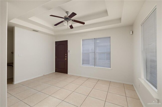 Building Photo - 14 Horsetail Falls