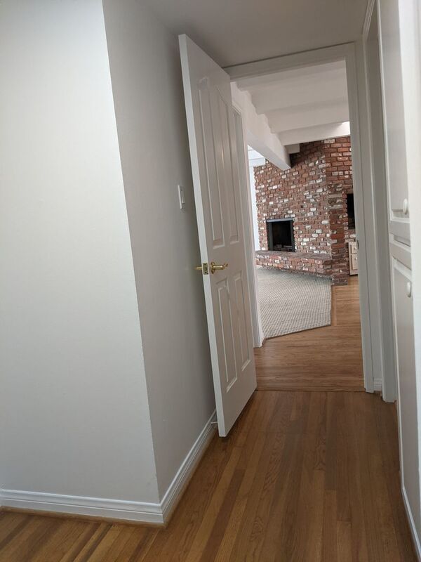 Building Photo - 8204 Calmada Ave
