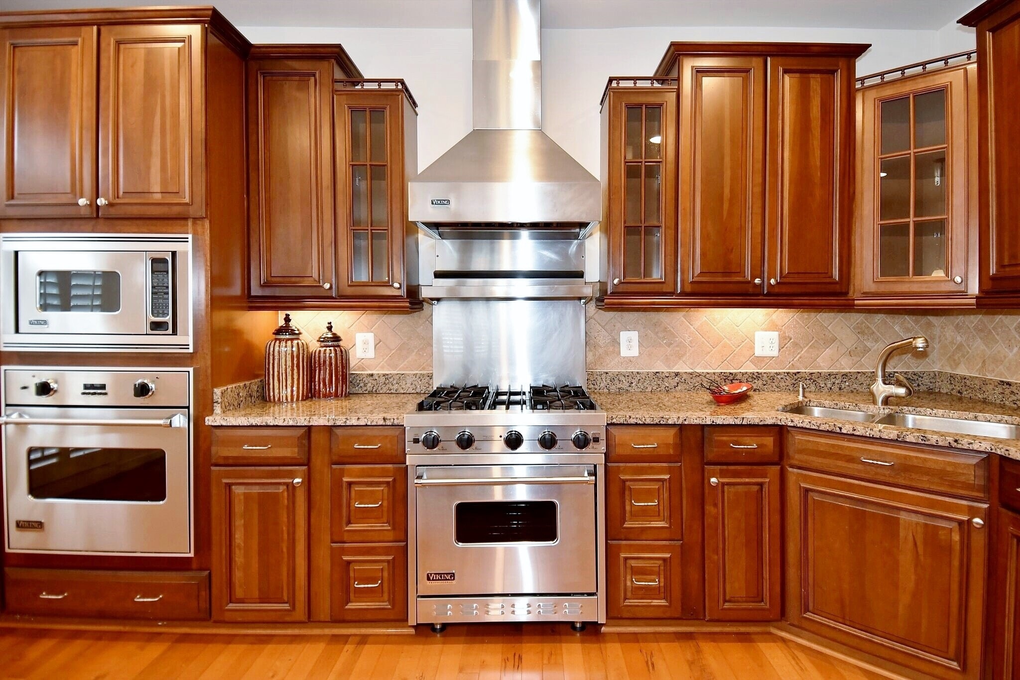 Building Photo - 7981 Vigne Ct