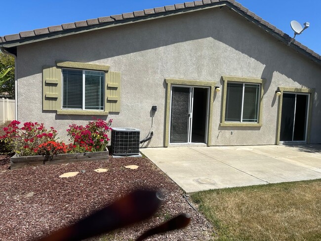 Building Photo - 3Bed/2bath Single Story Temecula - Crowne ...
