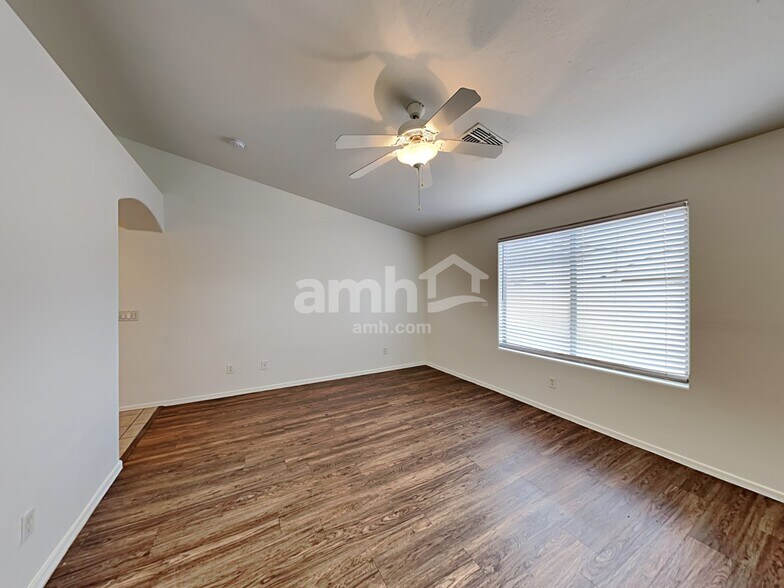 Building Photo - 11780 W Joblanca Rd