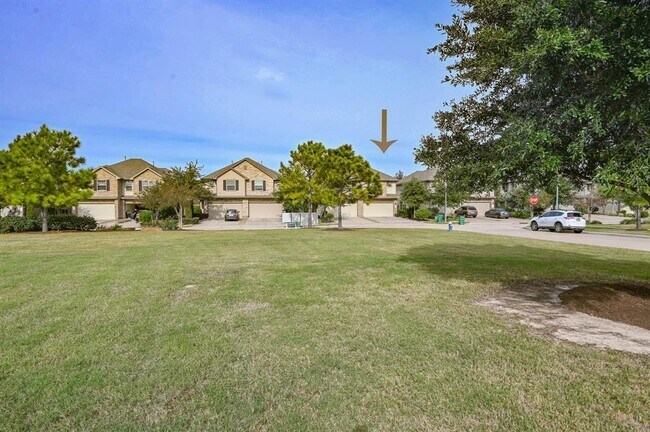 Building Photo - 6431 Calgary Woods Ln