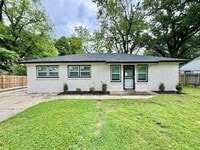 Building Photo - 4062 Alpine Ave