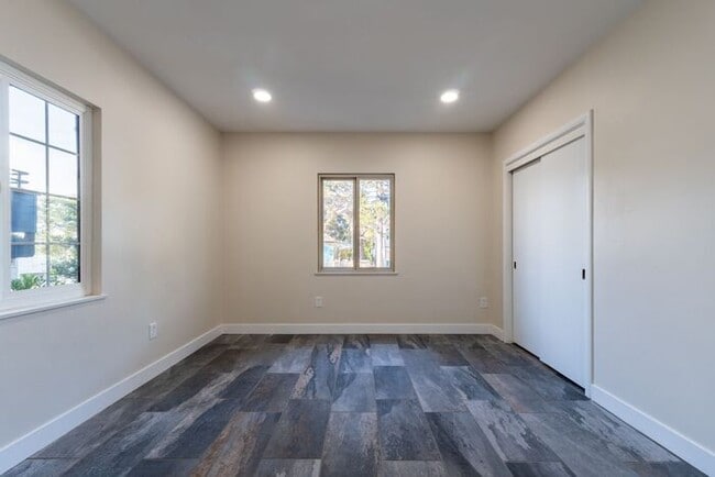 Building Photo - Thoughtfully Updated 2 bedroom Home in Pacific Grove