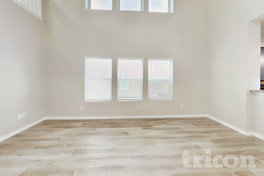 Building Photo - 8819 Olmstead Park