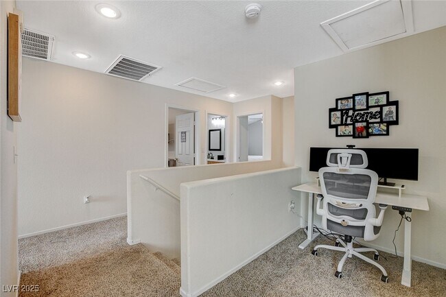 Building Photo - 10988 Salernes St
