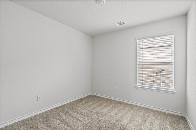 Building Photo - 388 Arbor Hills