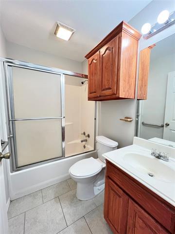 Building Photo - 2023 Brooke Dr