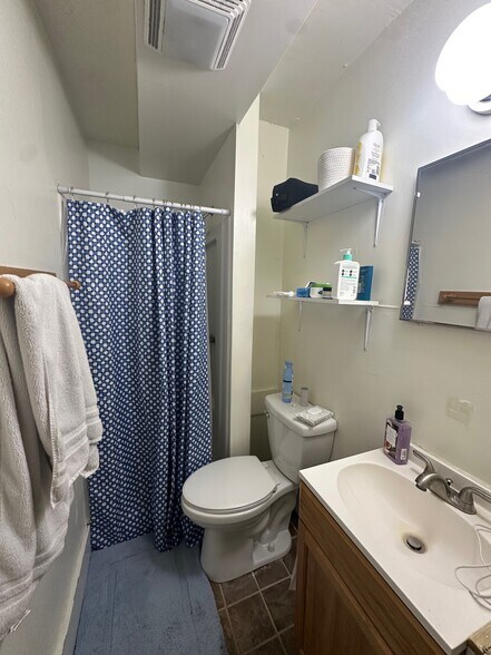 Building Photo - 509 E Buffalo St