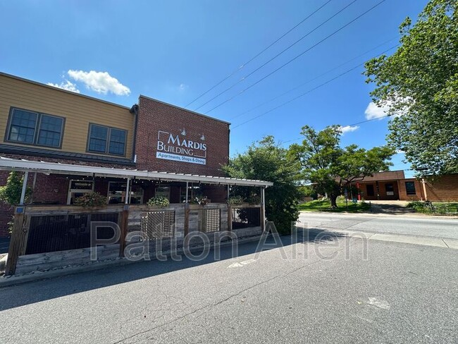 Primary Photo - 444 Haywood Rd