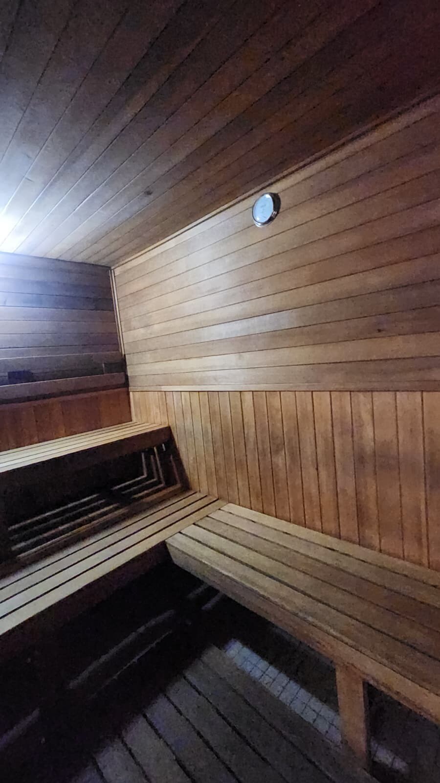 Sauna - 7002 Boulevard E