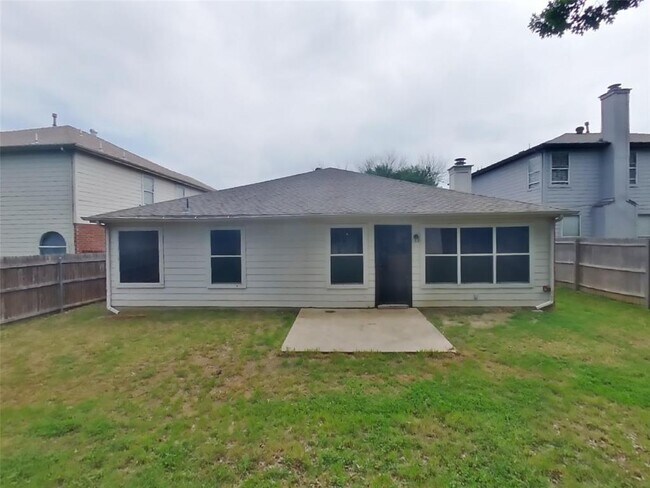 Building Photo - 8348 Orleans Ln