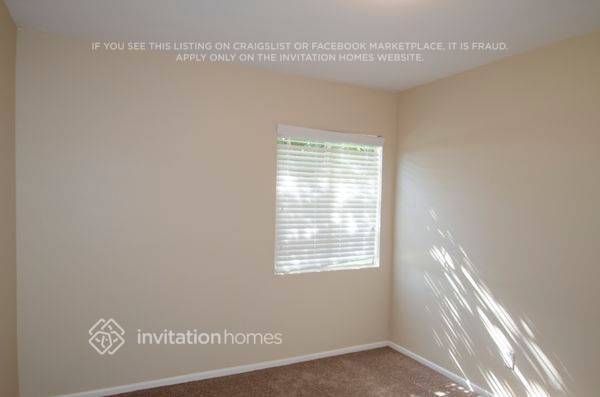 Building Photo - 3310 N Golden Ave