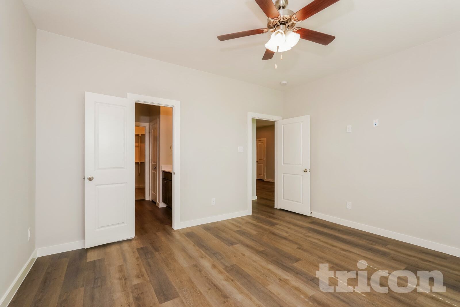 Building Photo - 8101 Howell Oak Dr