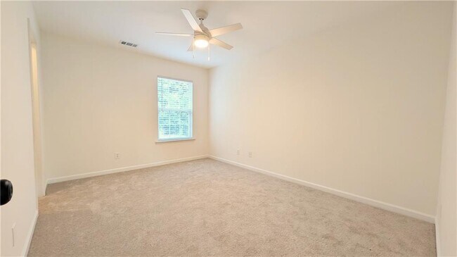 Building Photo - 521 Windstone Trail