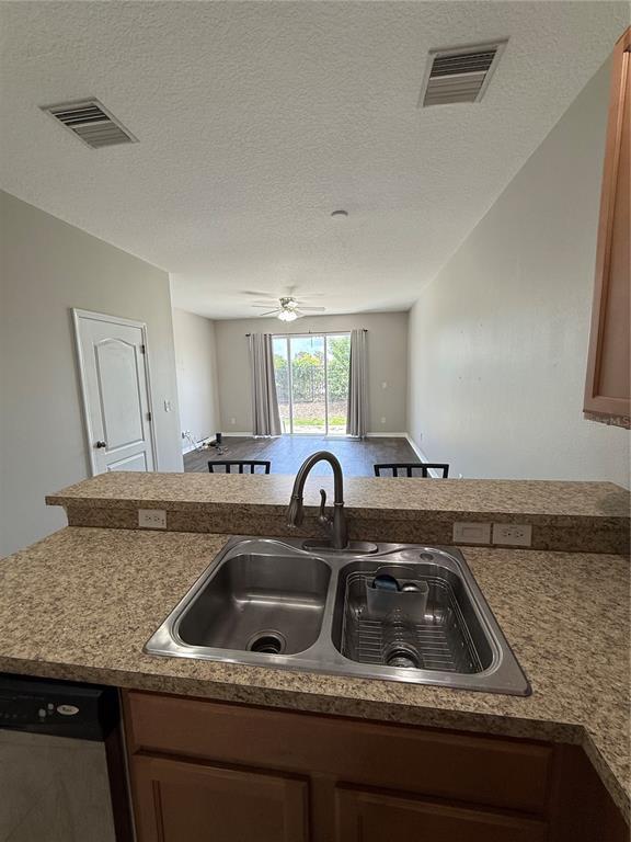 Building Photo - 5032 White Sanderling Ct
